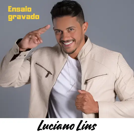 luciano lins no estúdio de gravação em Brasília